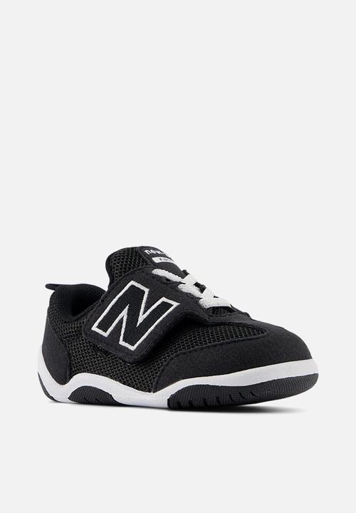 New Balance  - New-B First  - Black