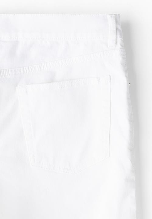 H&M - Slim fit cotton twill shorts - white