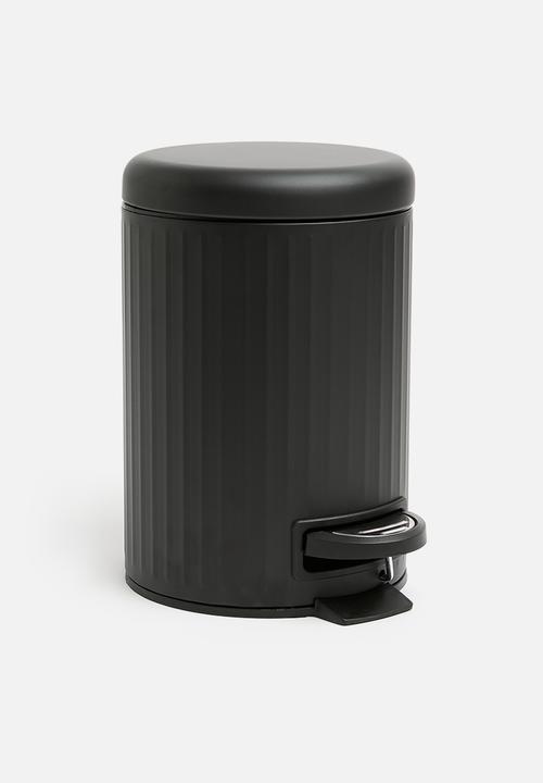 Bathroom Solutions - Ribbed pedal bin - black