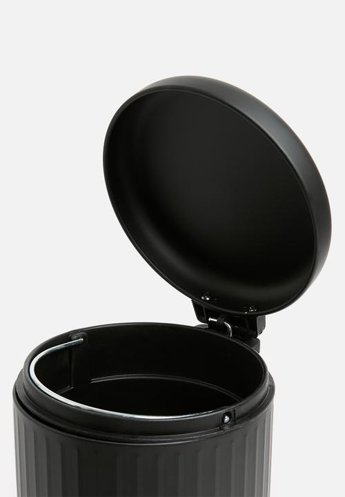 Bathroom Solutions - Ribbed pedal bin - black