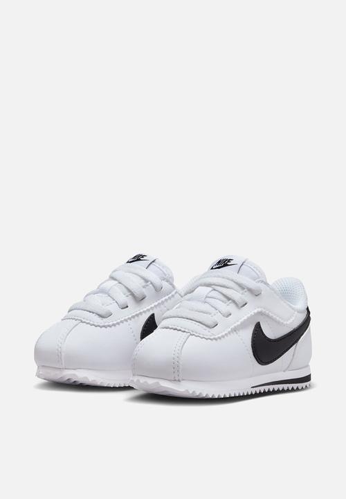 toddler white nikes