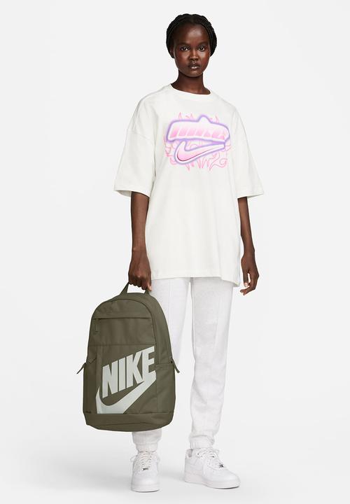Nike - Nike Elemental