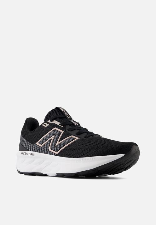 New Balance  - FRESH FOAM 520 v9