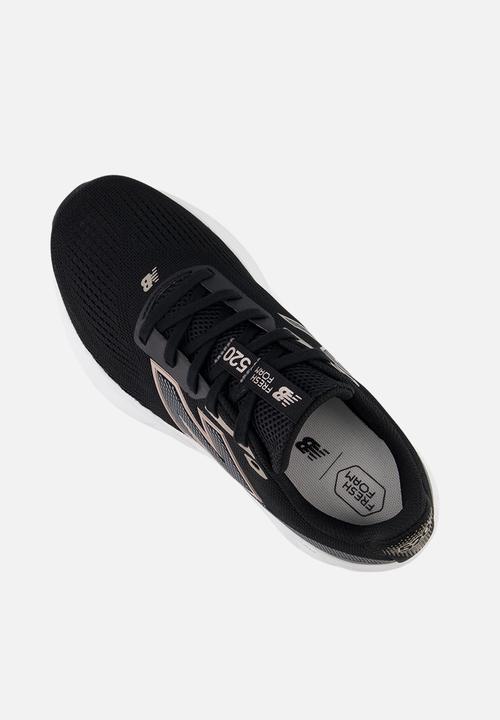 New Balance  - FRESH FOAM 520 v9