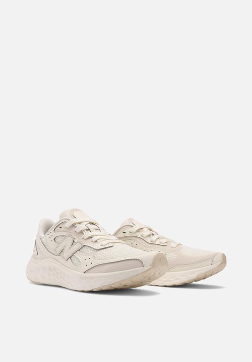 New Balance  - Arishi Lux v4