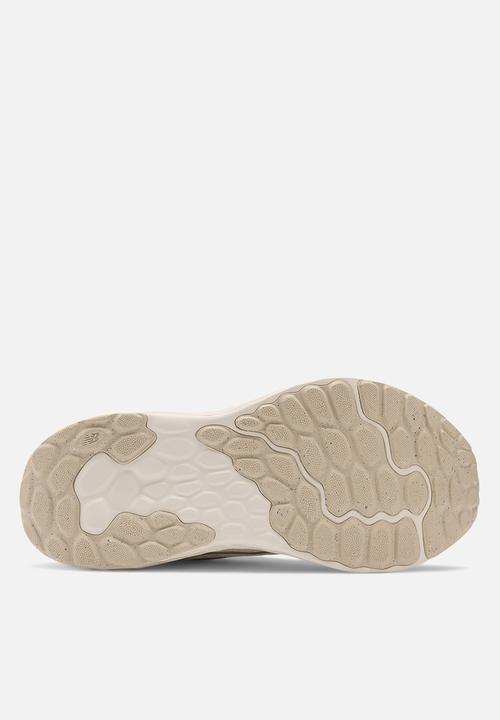 New Balance  - Arishi Lux v4