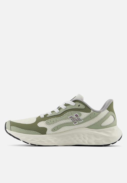 New Balance  - Arishi Lux v4