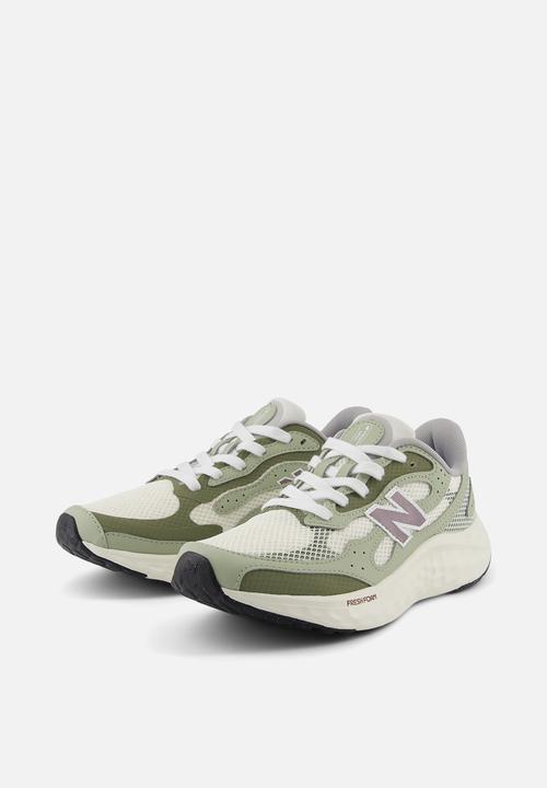 New Balance  - Arishi Lux v4