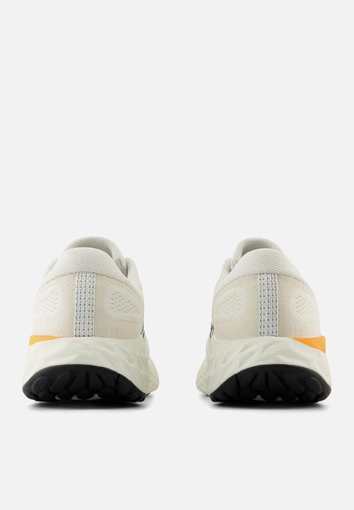 New Balance  - FRESH FOAM EVOZ v4
