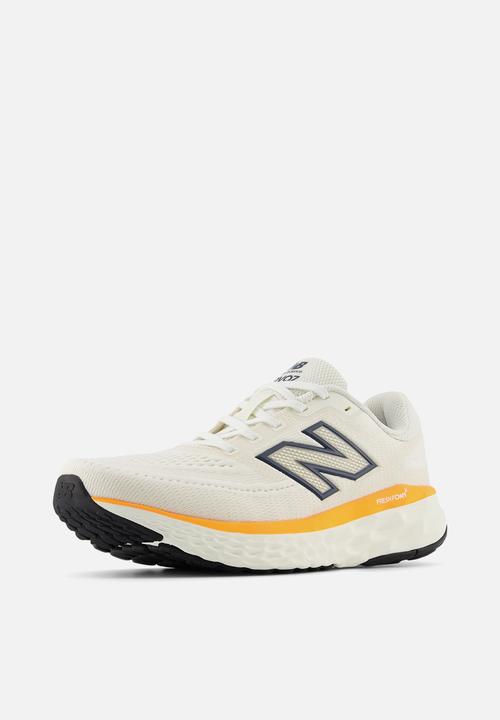 New Balance  - FRESH FOAM EVOZ v4