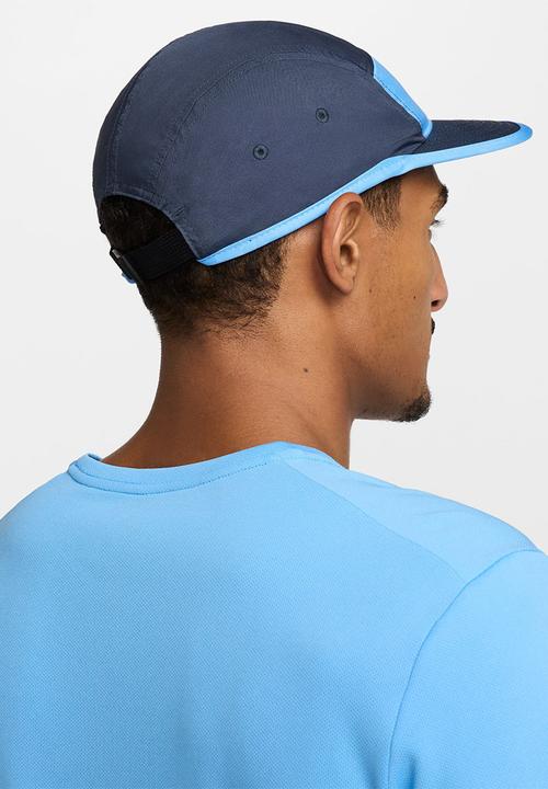 Nike - Nike Dri-FIT Fly