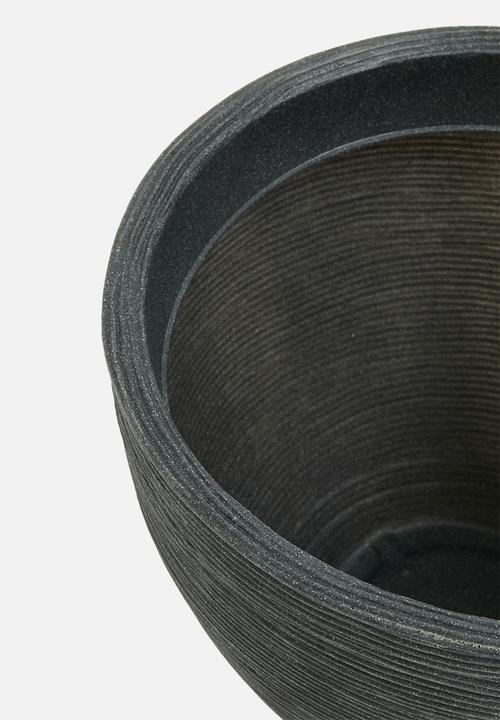 H&S - Ribbed wide planter - black