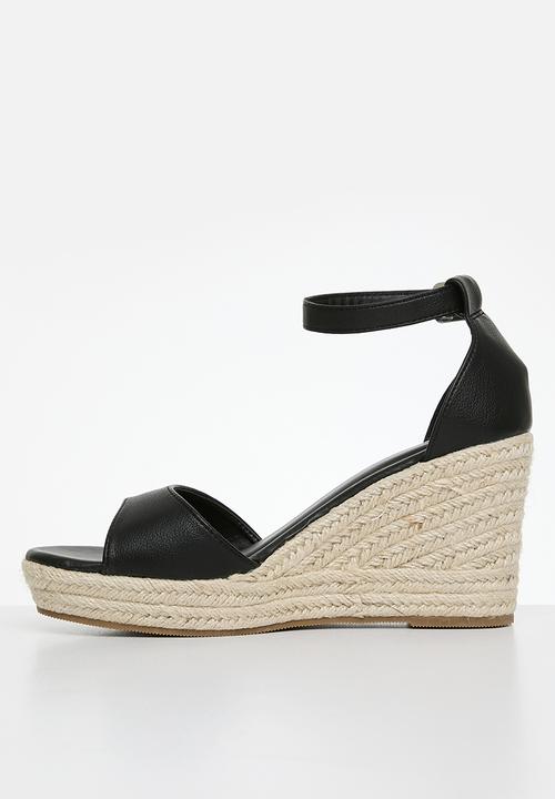 Cotton On - Luna single vamp  heel - black pebbled