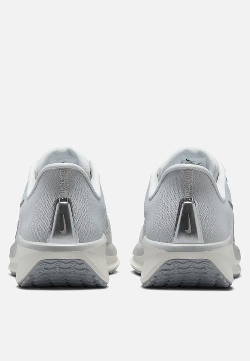 Nike - Nike Quest 6