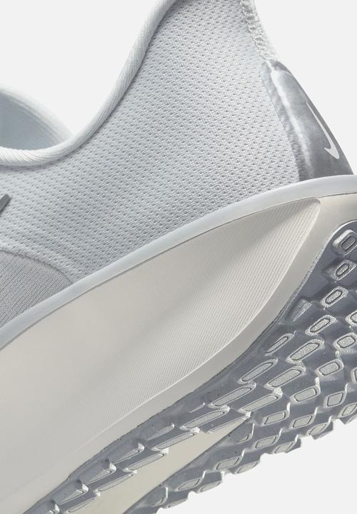 Nike - Nike Quest 6