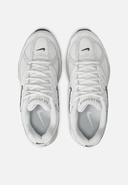 Nike - NIKE AIR PEGASUS 2005