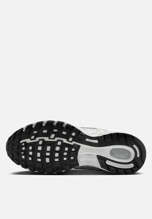 Nike - NIKE AIR PEGASUS 2005