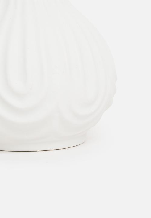 H&S - Petal porcelain vase - white