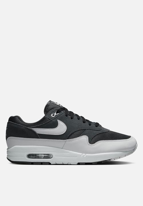 nike air max 1 black white wolf grey