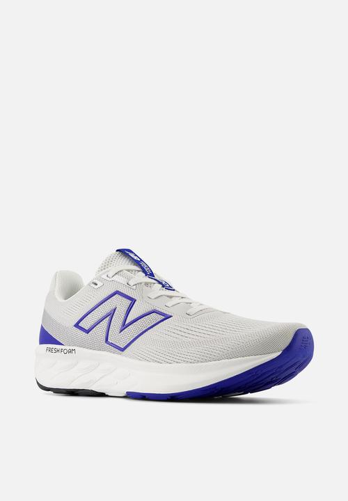 New Balance  - FRESH FOAM 520 v9