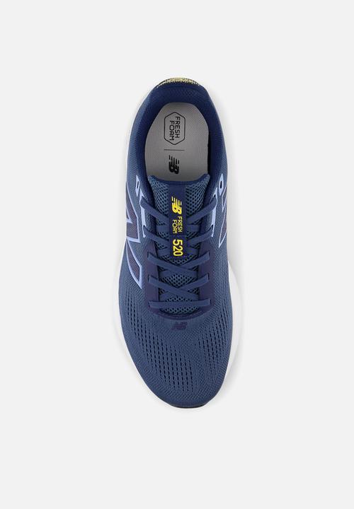 New Balance  - FRESH FOAM 520 v9