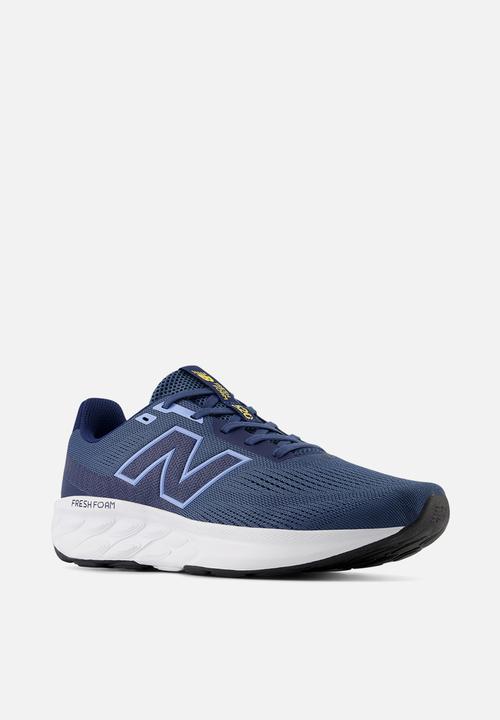 New Balance  - FRESH FOAM 520 v9