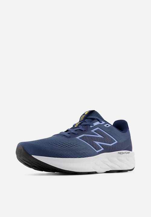 New Balance  - FRESH FOAM 520 v9