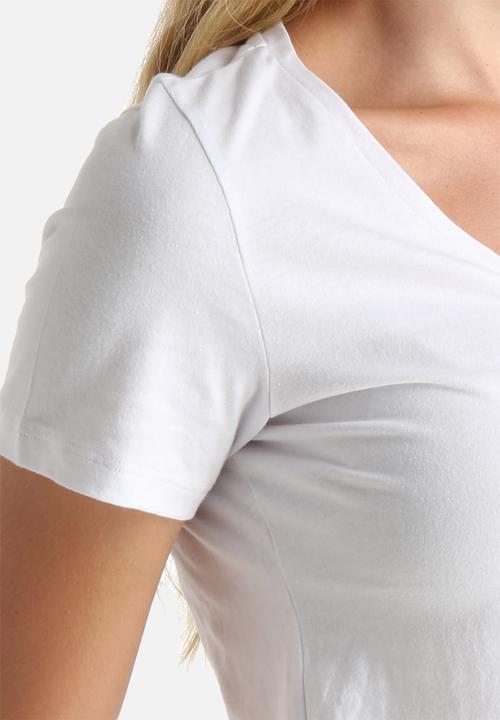 dailyfriday - Emma Essential V-Neck