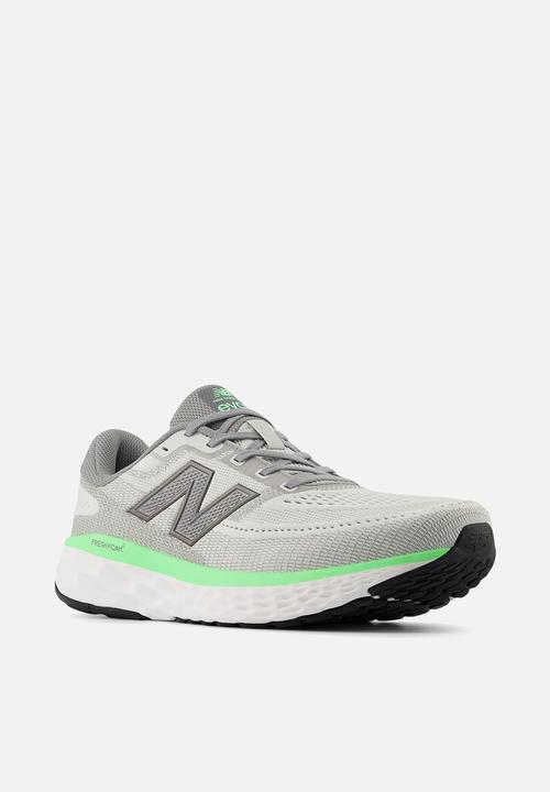 New Balance  - FRESH FOAM EVOZ v4