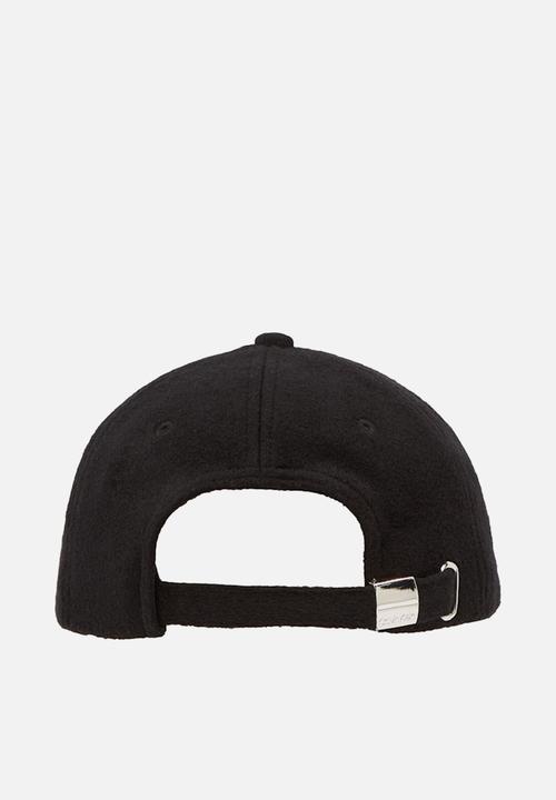 Calvin Klein - Metal lettering wool cap - ck black