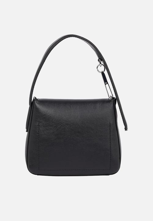 Calvin Klein - Soft sculpt mini bag - ck black