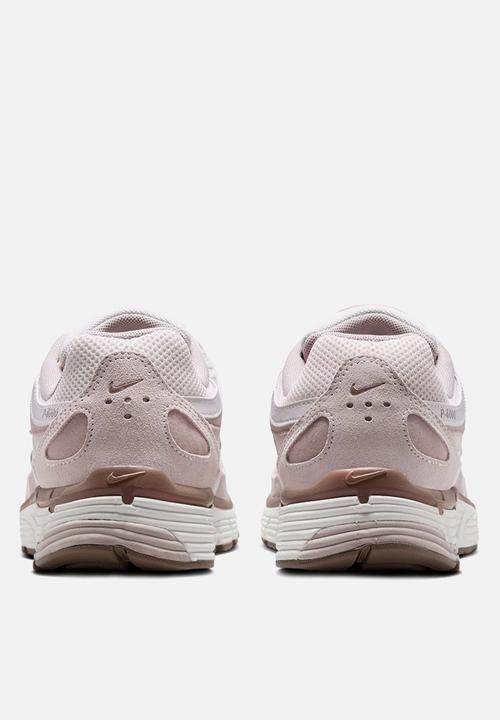 Nike - NIKE P-6000