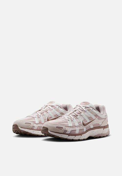 Nike - NIKE P-6000