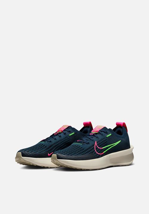 Nike - Nike Interact Run