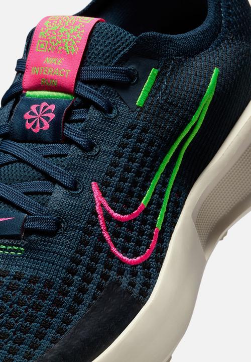 Nike - Nike Interact Run