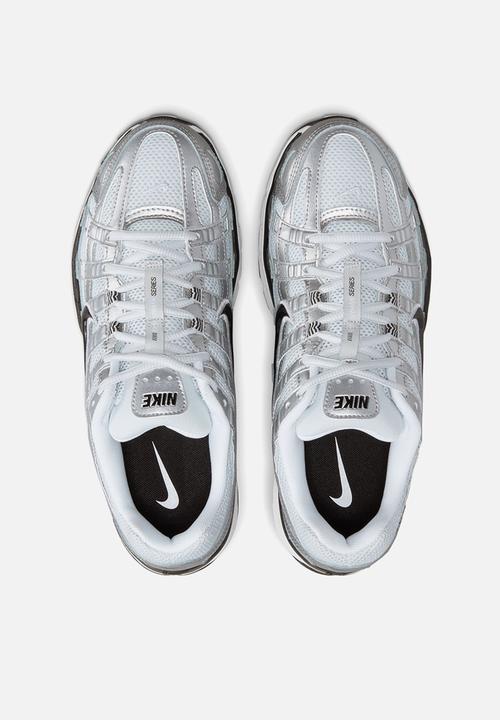 Nike - Nike P-6000
