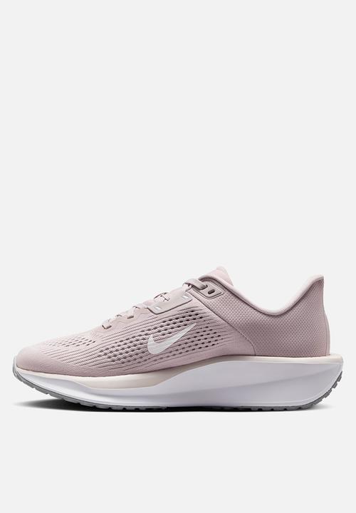 Nike - Nike Quest 6