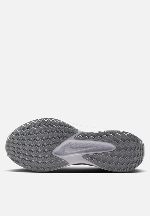 Nike - Nike Quest 6