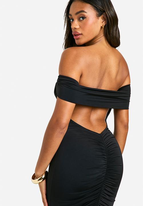 boohoo - Off Shoulder Ruched Back Slinky Maxi Dress - Black