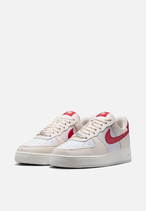 Nike - Nike Air Force 1 '07 Next Nature