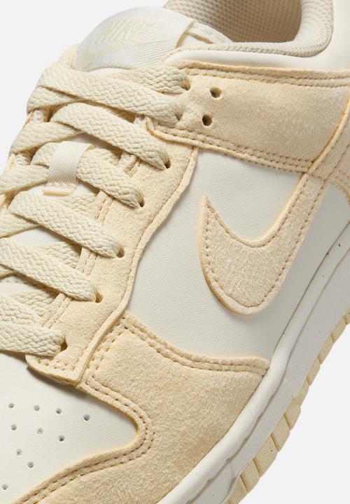 Nike - WMNS NIKE DUNK LO