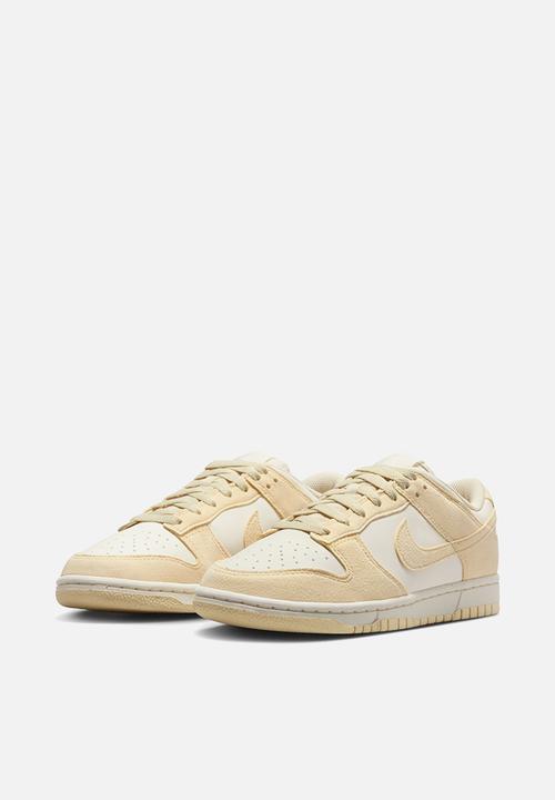 Nike - WMNS NIKE DUNK LO
