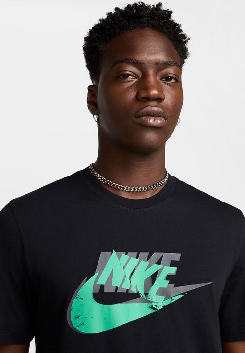 Nike - NSW 12Mo Futura SP25 Tee - Black