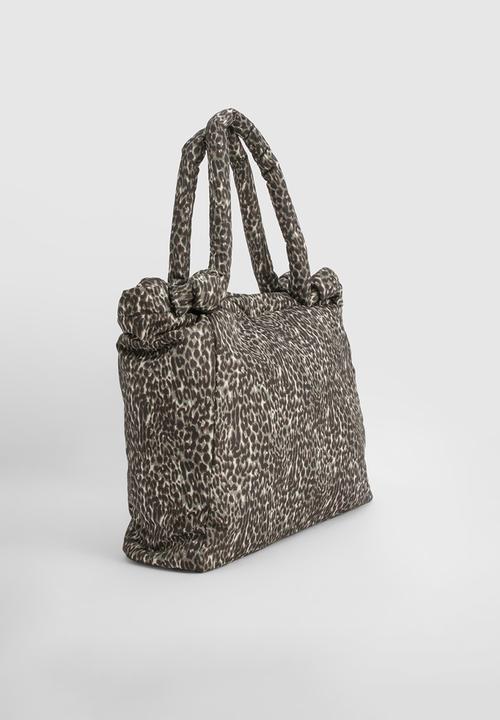 boohoo - Khaki nylon leopard knot handle tote bag - leopard