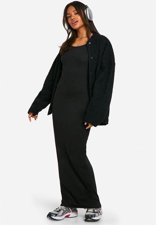 boohoo - Basic Long Sleeve Scoop Neck Maxi Dress - Black