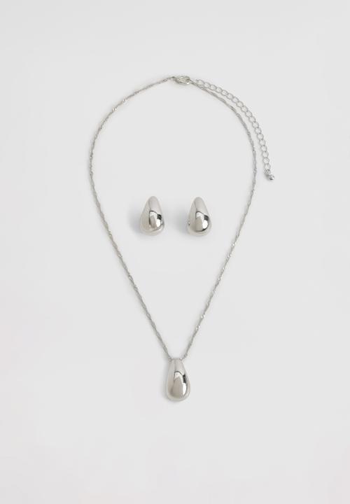 boohoo - Silver chunky tear drop necklace & earring set - silver