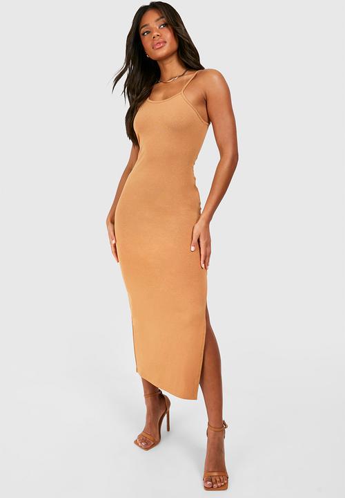 boohoo - Premium super soft racer low scoop dress - caramel