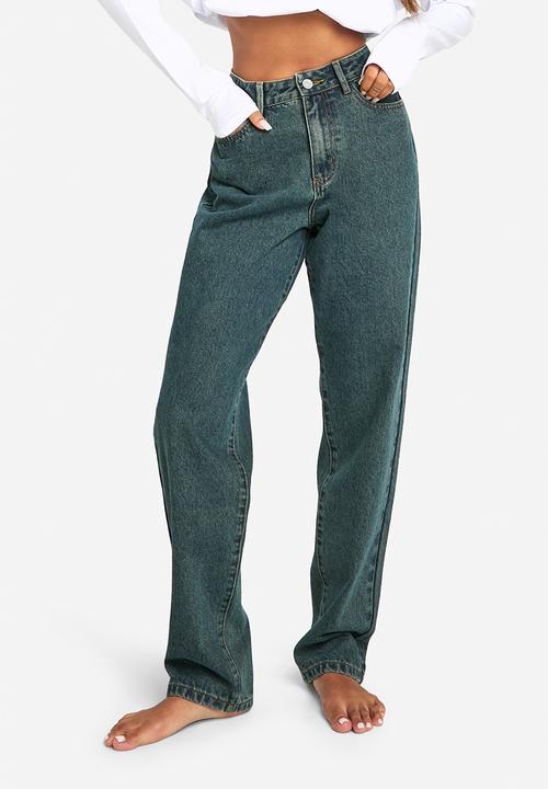boohoo - Basic Straight Leg Jeans - Vintage Wash