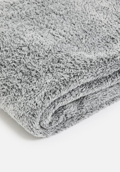 Sixth Floor - Shaggy Fleece Melange Throw - Charcoal