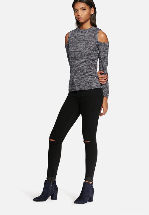 dailyfriday - Cold shoulder top